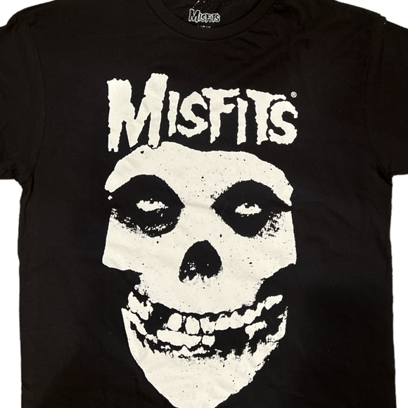 Misfits Distressed Skull Tee NWOT - Picture 5 of 8